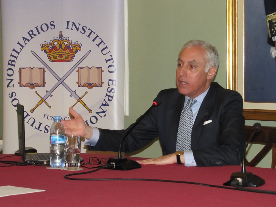 150625_rey_cabieses_conferencia_casonas_lima